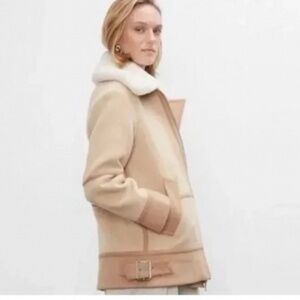 🪞 NWT Bagatelle NYC tan faux fur collar front pocket long jacket coat